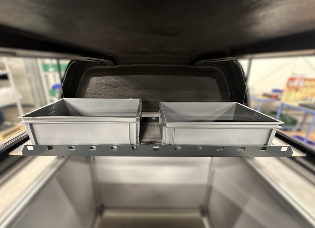 Lentyna 410 su Alu Rail